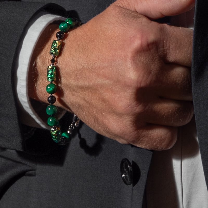 Pánský náramek Eye of the Tiger s 24karátovým zlatem v perlách Lampglas BFM14 Lampglas / Délka: 22 cm Pánský náramek Eye of the Tiger s 24karátovým zlatem v perlách Lampglas BFM14 Lampglas / Délka: 22 cm