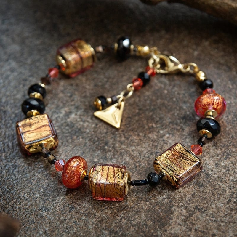 Náramek s 24karátovým zlatem v perlách Lampglas Inferno Elegance BCU83 Lampglas Náramek s 24karátovým zlatem v perlách Lampglas Inferno Elegance BCU83 Lampglas