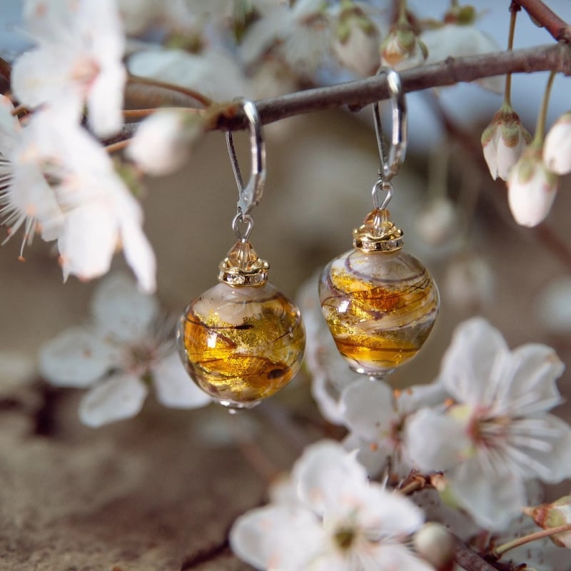 Náušnice s 24karátovým zlatem v perle Honey Comb ESA51/CHI Lampglas