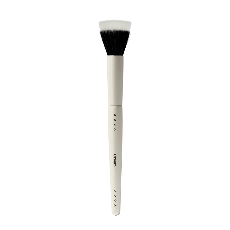 Uoga Uoga Štetec na nanášení krémového make-upu a BB krému - ideální i pro začátečníky Uoga Uoga Štetec na nanášení krémového make-upu a BB krému - ideální i pro začátečníky