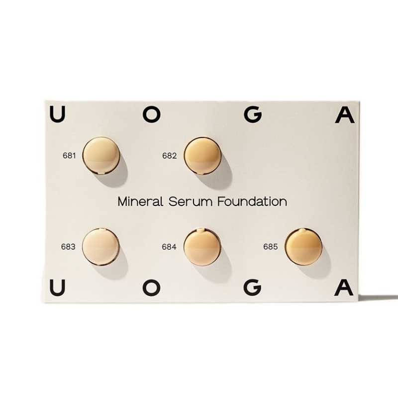 Uoga Uoga Sada testerů Tekutý minerální make-up a sérum SPF 20 BIO (10 x 1 ml) - 10 odstínů make-upu