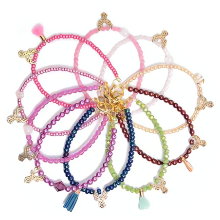 Hnědý korálkový mini náramek s jelínkem Deers