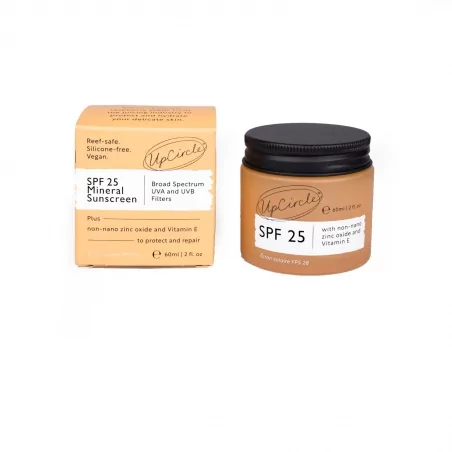 Opalovací krém na obličej s malinovým olejem SPF 25 UpCircle Beauty - 60 ml