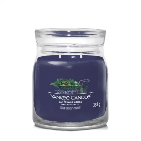 Aromatická svíčka Signature sklo střední Lakefront Lodge Yankee Candle - 368 g