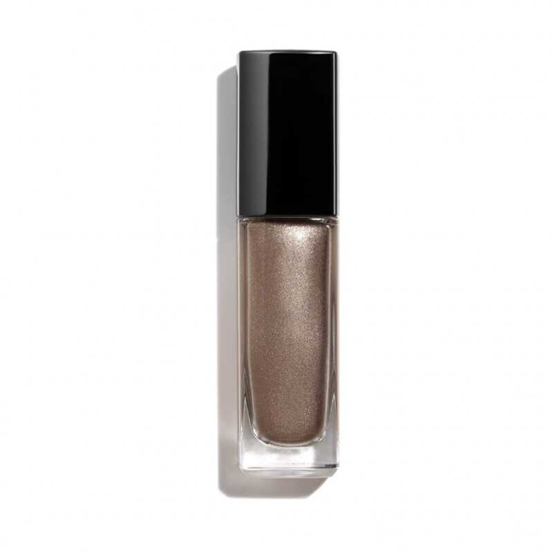 Dlouhotrvající tekuté oční stíny Ombre Premiére Laque (Longwear Liquid Eyeshadow) Aveda / Odstín: 22 Rayon - 6 ml Dlouhotrvající tekuté oční stíny Ombre Premiére Laque (Longwear Liquid Eyeshadow) Aveda / Odstín: 22 Rayon - 6 ml