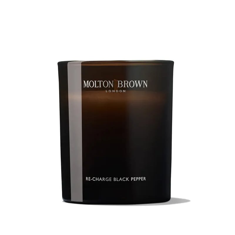 Vonná svíčka Re-Charge Black Pepper (Scented Candle) Molton Brown - 190 g Vonná svíčka Re-Charge Black Pepper (Scented Candle) Molton Brown - 190 g