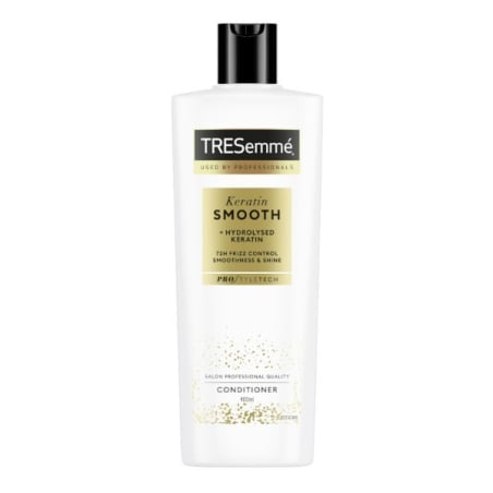 Kondicionér s keratinem pro hladké vlasy bez krepatění Keratin (Smooth Conditioner) TRESemmé - 400 ml
