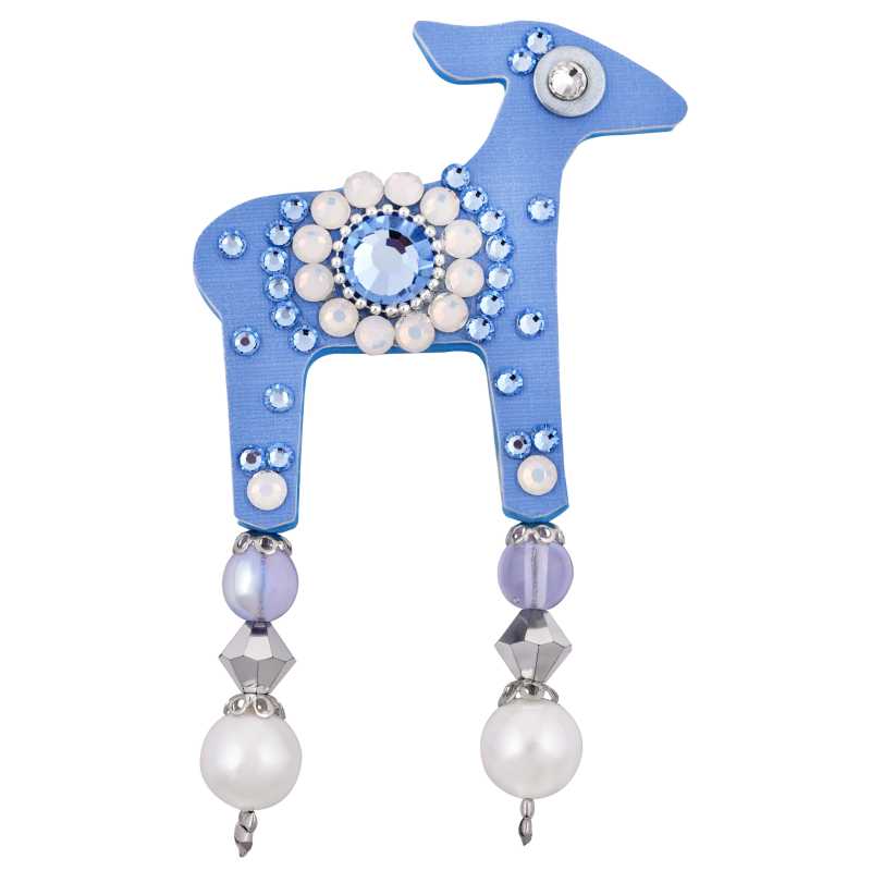 Malá světle modrá laň Sasha / NADACE T. KUCHAŘOVÉ Deers