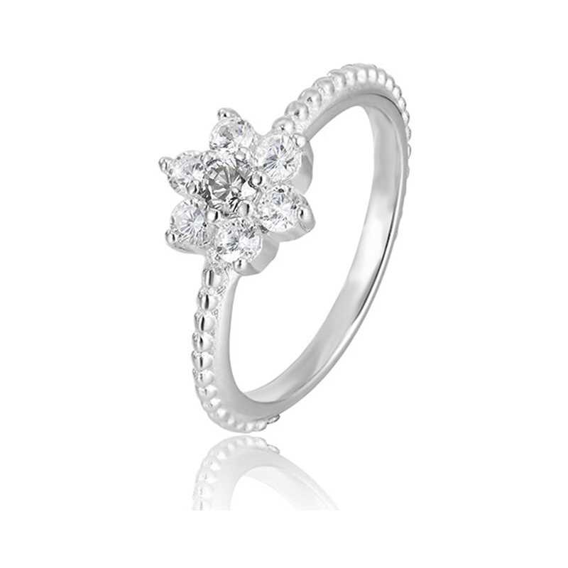 Stříbrný prsten s kytičkou AGG211 Beneto / Obvod: 56 mm - 56 mm Stříbrný prsten s kytičkou AGG211 Beneto / Obvod: 56 mm - 56 mm