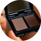 Pudry a stíny na obočí | Superpotraviny-Naturalis.cz