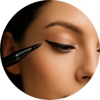 Oční linky v peru | Superpotraviny-Naturalis.cz