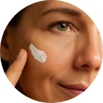 Denní krémy proti vráskám | Superpotraviny-Naturalis.cz Denní krémy proti vráskám | Superpotraviny-Naturalis.cz