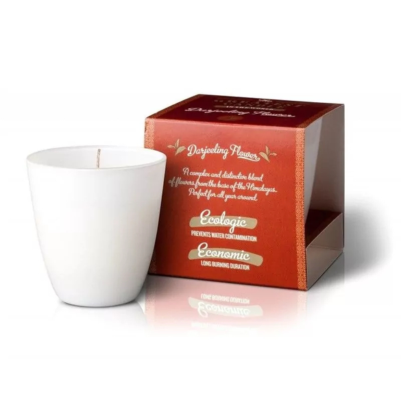 Vonná svíčka ve skle s vůní květu darjeelingu The Greatest Candle - 130 g Vonná svíčka ve skle s vůní květu darjeelingu The Greatest Candle - 130 g