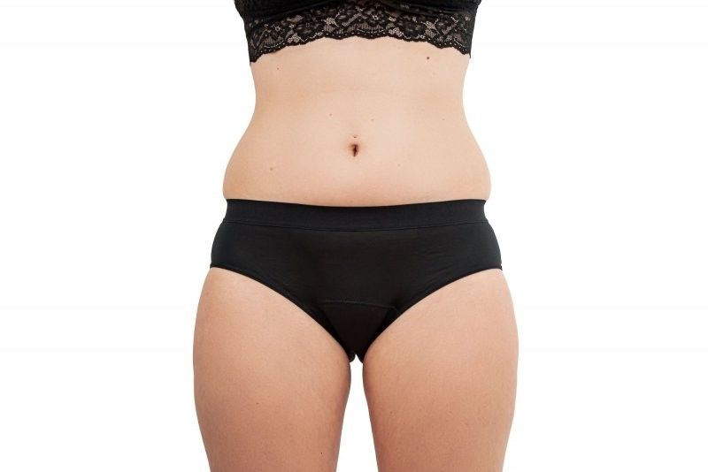 Levně Menstruační kalhotky střední a slabá menstruace S černé (Bikiny) Pinke Welle
