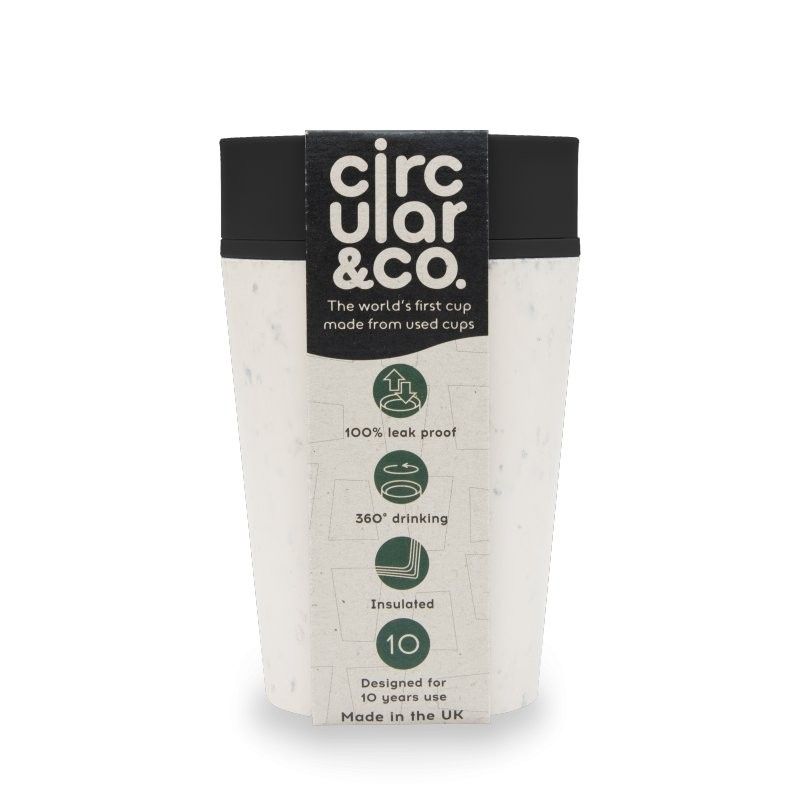 Levně Hrnek z recykl. materiálů krémově - černé barvy Circular Cup - 227 ml