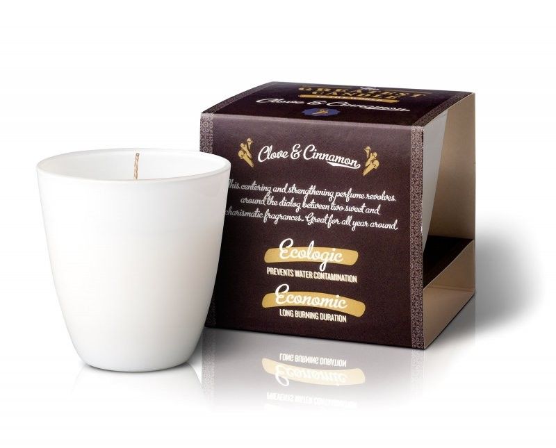 Levně Vonná svíčka ve skle s vůní hřebíčku a skořice The Greatest Candle - 130 g